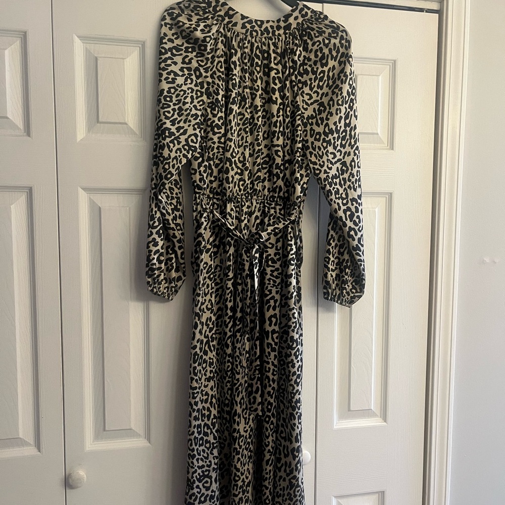 Loft animal print midi dress size 6; brand new--never worn